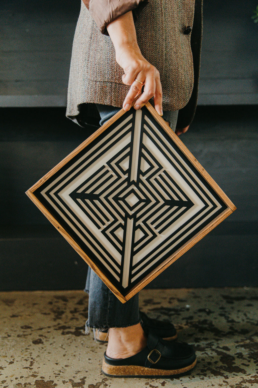 Chesapeake Heirloom White and Onyx - June Collection