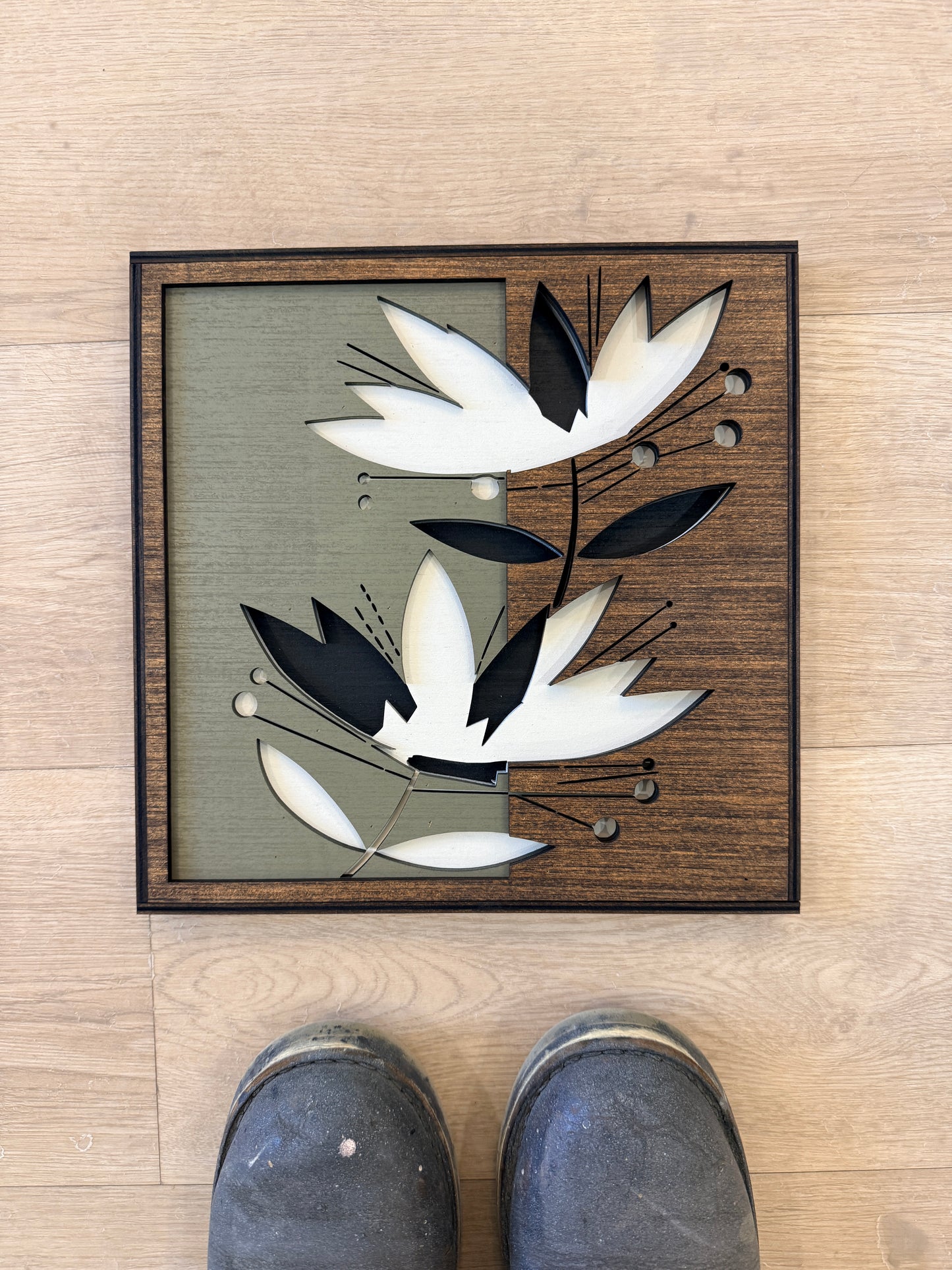 Kauai - Freeform Art by Anna Bailey